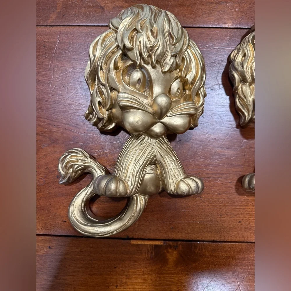 Vintage 1970 Universal Statuary Corp Gold Lion Wall Plaques